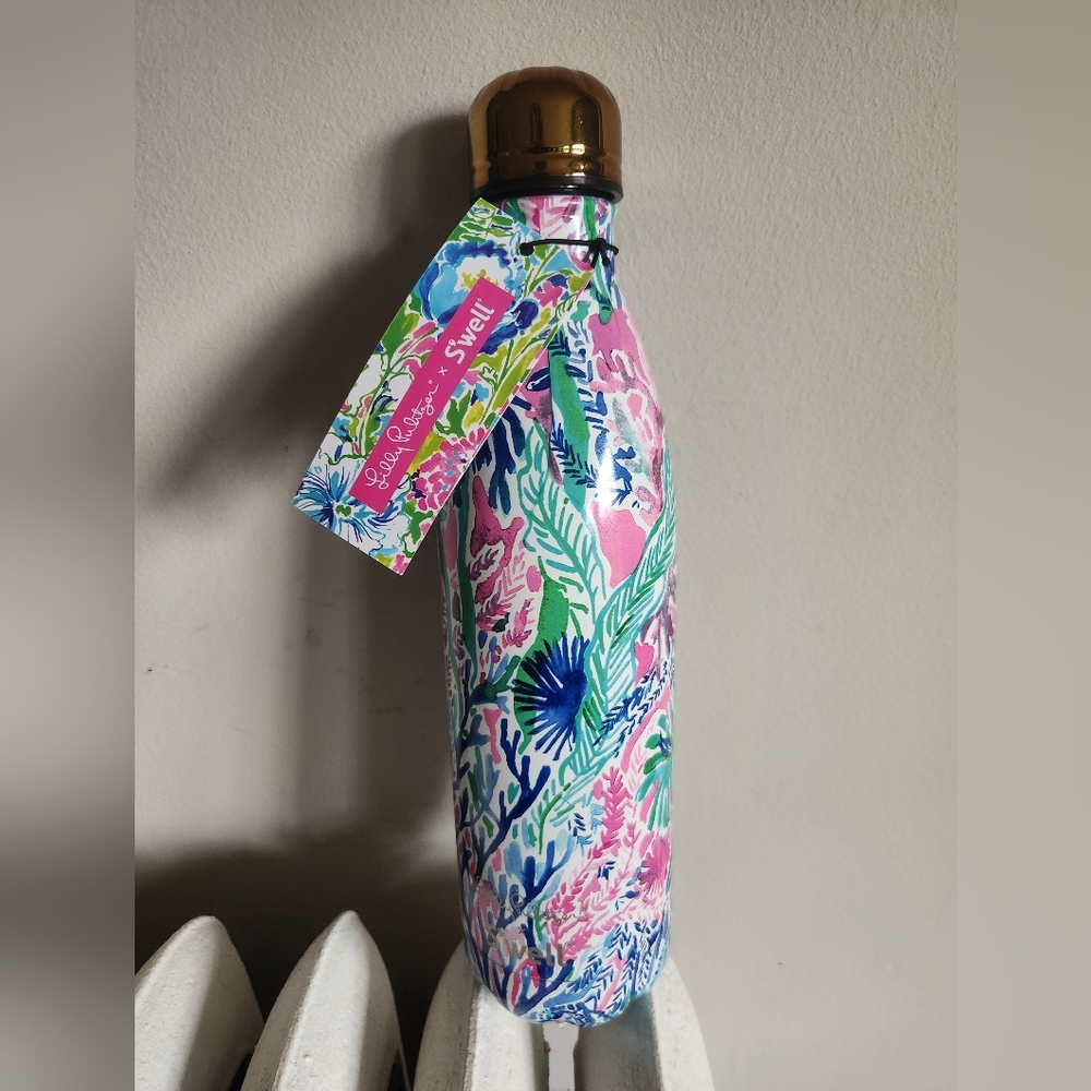 NWT Lilly Pulitzer Swell Bottle Multi Jet Set 25 oz